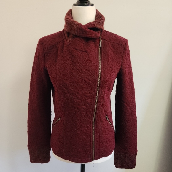 Anthropologie Moto Sweater Jacket in Burgundy Paisley Jacquard Print - Picture 7 of 12